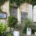 La Maison Sur La Place Отель типа 