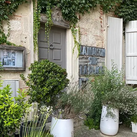 La Maison Sur La Place Nocleg ze śniadaniem
