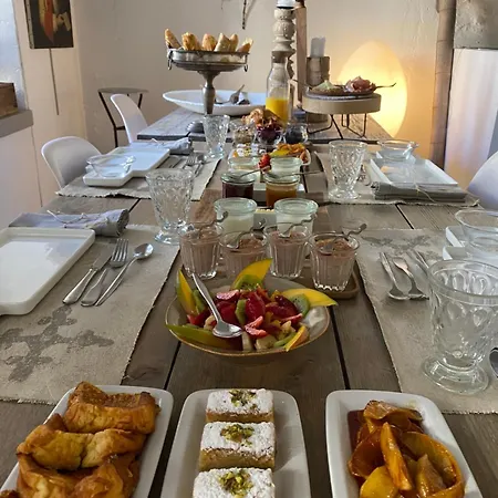 La Maison Sur La Place Отель типа 