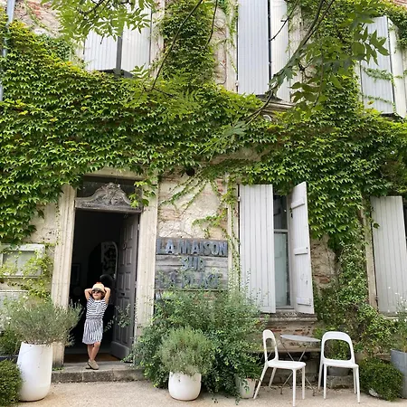 La Maison Sur La Place