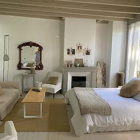 La Maison Sur La Place Nocleg ze śniadaniem Penne-dʼAgenais