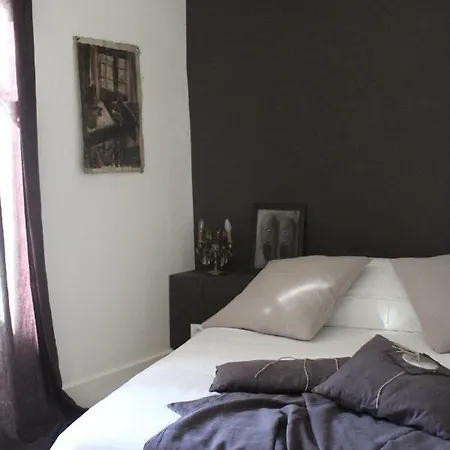 La Maison Sur La Place Penne-d'Agenais