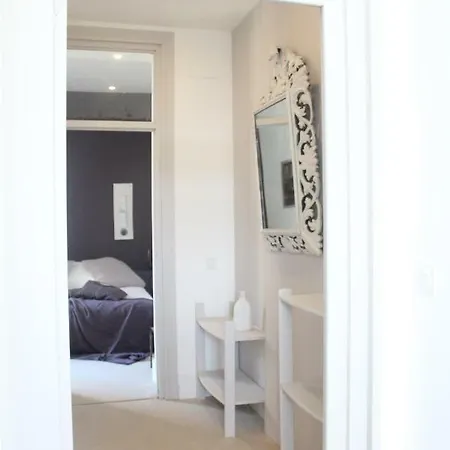 La Maison Sur La Place *